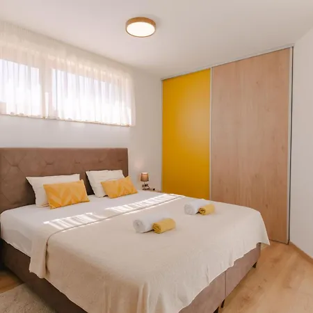 A'more In Insel Ugljan By Interhome *