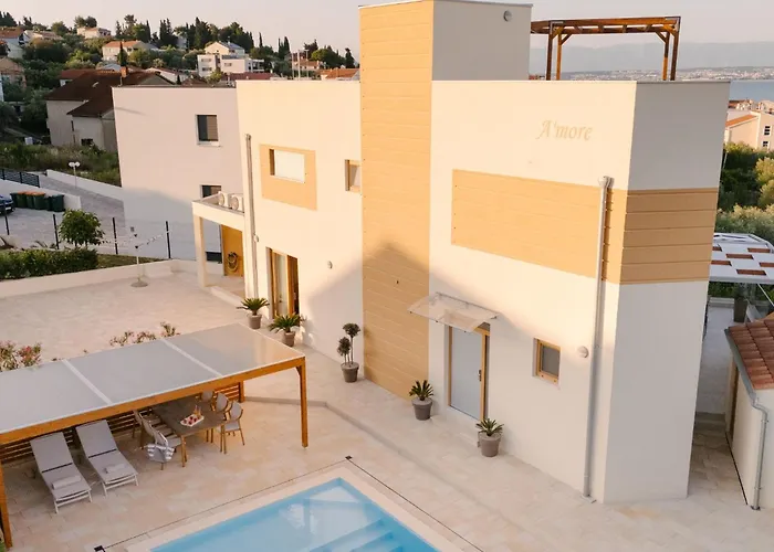 By Interhome بيت للعطل